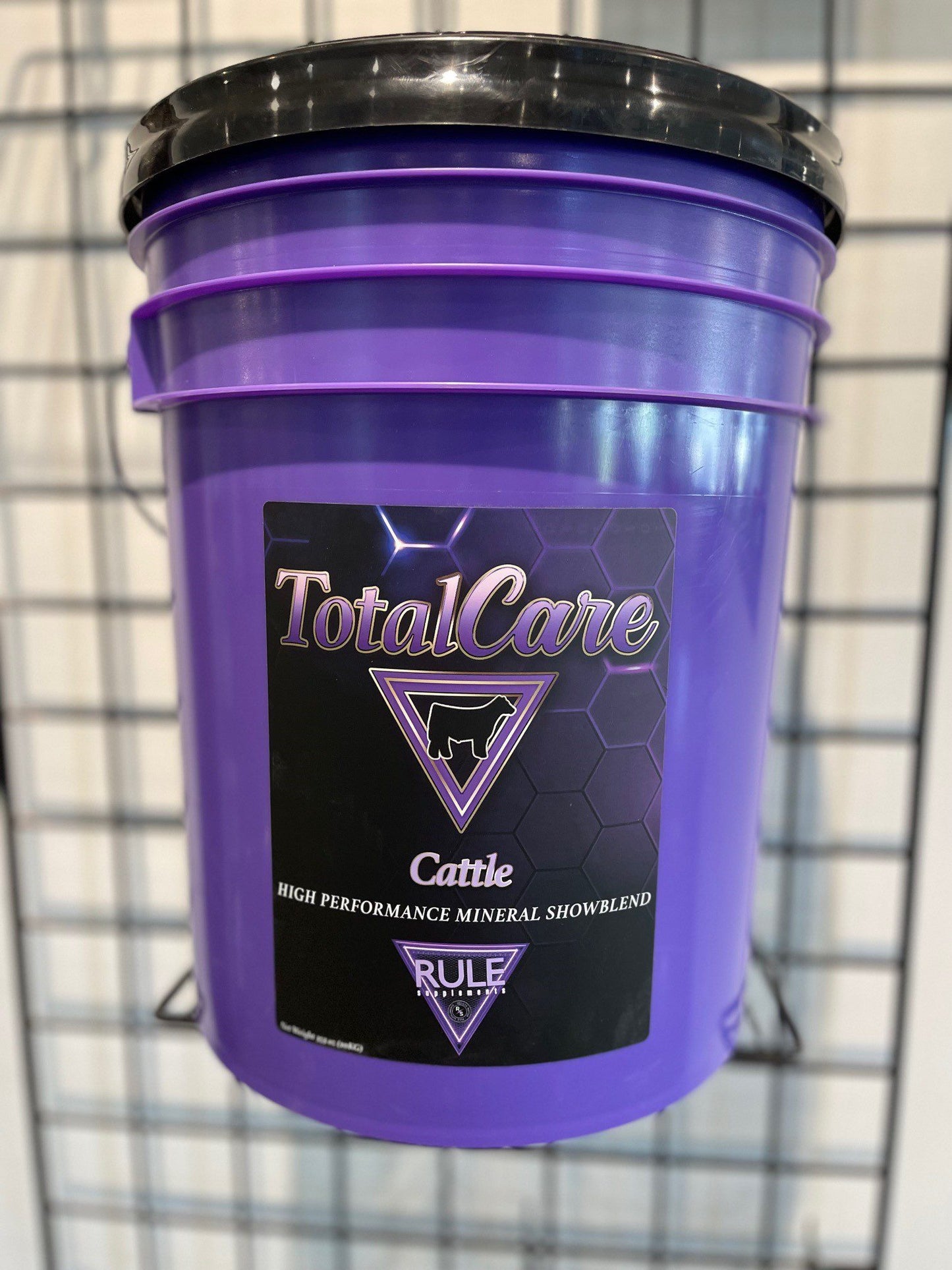 Total Care Cattle bucket